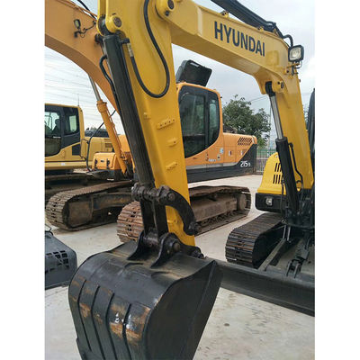 HYUNDAI 60 machine à excavation utilisée Poids 10000 KG et heures de travail réduites 2001-4000