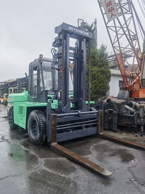 15 tonnes de chariot élévateur diesel Mitsubishi FD150 pour améliorer l'efficacité des hôtels