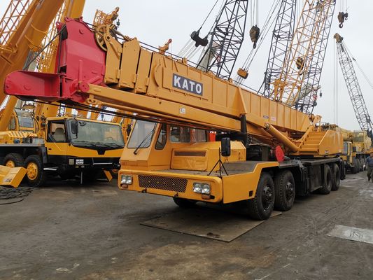 45000 kg Poids KATO NK450 45 tonnes Grue de camion avec des performances originales et excellentes