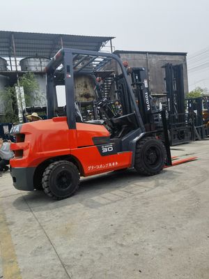 3T chariot élévateur diesel Toyota 7F30 8F30 pour fermes ToyotaFDZN30 d'occasion en bon état