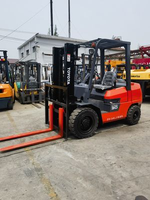 3T chariot élévateur diesel Toyota 7F30 8F30 pour fermes ToyotaFDZN30 d'occasion en bon état