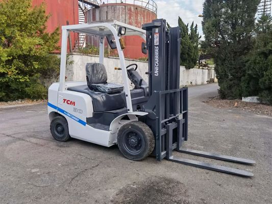 2012 TCM FD30 Ascenseur à fourchette diesel avec longueur de fourchette de routine Abordable et polyvalent
