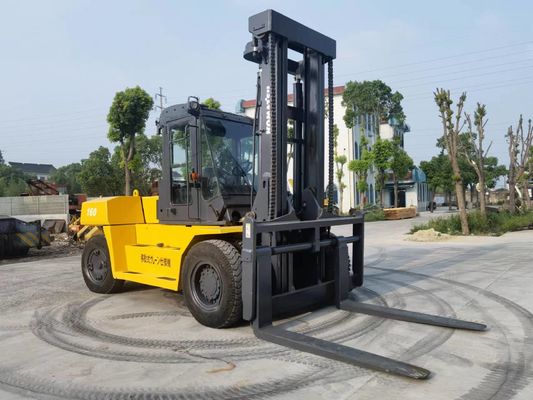 Top- Komatsu FD160 d'occasion avec source d'alimentation moteur diesel et longueur de fourchette de 1150 mm