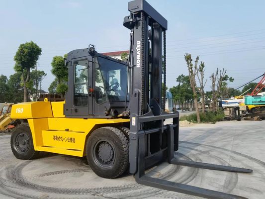 Top- Komatsu FD160 d'occasion avec source d'alimentation moteur diesel et longueur de fourchette de 1150 mm