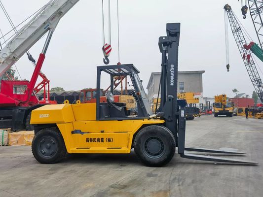 Komatsu 100% Japon Original FD200 20 tonnes chariot élévateur d'occasion à largeur de 550 mm