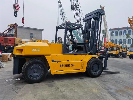 Komatsu 100% Japon Original FD200 20 tonnes chariot élévateur d'occasion à largeur de 550 mm