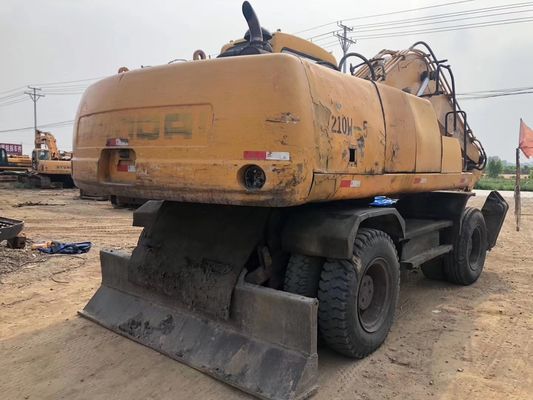 Excavateur à roues Hyundai 210W en excellent état avec moteur original