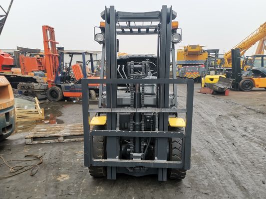 Choix des hôtels Komatsu FD25 2,5 tonnes Mini chariot élévateur avec une longueur de fourchette de 1200 mm à Shanghai