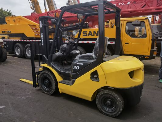 Camions élévateurs à trois tonnes FD25 FD50 1,5 tonne 2,5 tonne 3 tonnes 5 tonnes fabriqués au Japon