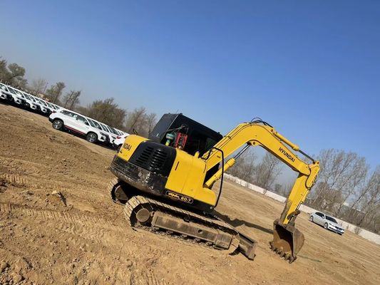Excavateur Hyundai 80 en bon état avec cylindre hydraulique original
