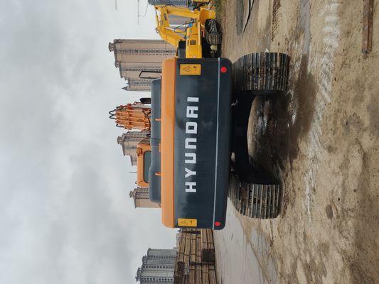 En bon état Hyundai 220-9s Excavateur 22000 KG Poids de la machine 0-2000 heures de travail