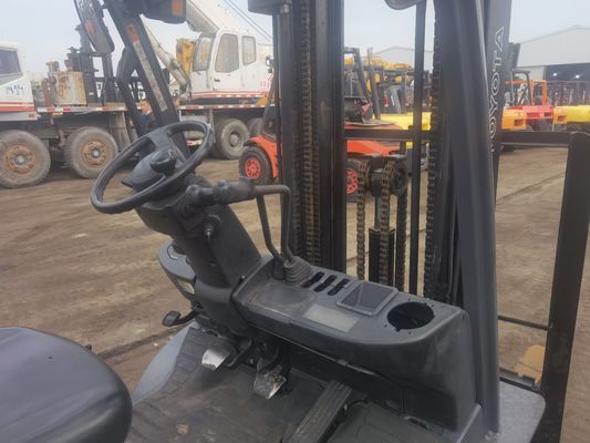 2.5 tonnes Toyota Forklift FD30 pour la manutention des matériaux Année 2012 Imprimeries