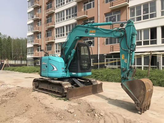 Excavateur à rouleaux d'occasion Kobelco SK70SR d'une capacité nominale de 3 tonnes