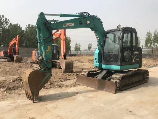 Excavateur à rouleaux d'occasion Kobelco SK70SR d'une capacité nominale de 3 tonnes