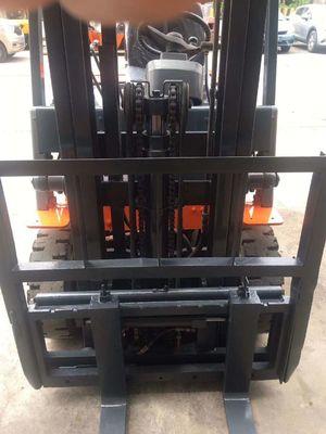 1800 kg HELI CPCD18 1.8 tonnes utilisée chariot élévateur diesel avec virage latéral Excellent état