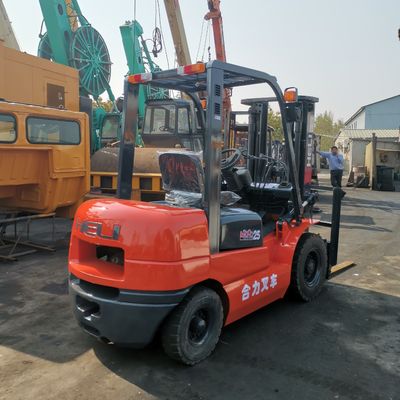 2.5 tonnes de chariot élévateur diesel héliporté avec certification CE et dimensions de fourchette de routine