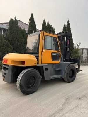 Camion élévateur diesel TCM FD80 d'occasion, hauteur de levage CE 4,5 m Vitesse 6 m/s Excellent état