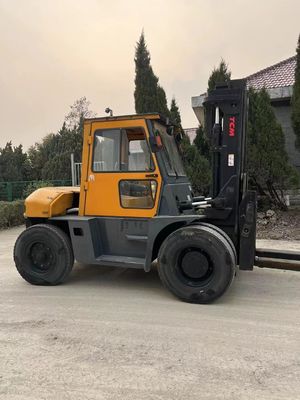 Camion élévateur diesel TCM FD80 d'occasion, hauteur de levage CE 4,5 m Vitesse 6 m/s Excellent état