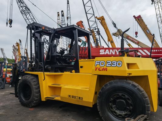 TCM FD230 chariot élévateur diesel de 12 à 25 tonnes pour le chargement et le déchargement de conteneurs
