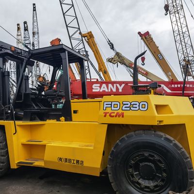 TCM FD230 chariot élévateur diesel de 12 à 25 tonnes pour le chargement et le déchargement de conteneurs