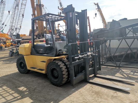 Le Japon a fabriqué un chariot élévateur Komatsu FD70 de 7 tonnes avec une longueur de fourchette de 1200 mm et une puissance diesel