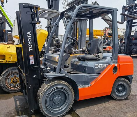 3000 kg moteur à essence Toyota 8F30 hydraulique chariot élévateur diesel pour charges lourdes