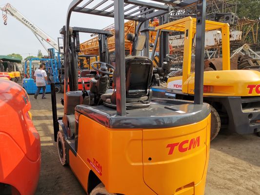 TCM FB25-7 chariot élévateur à pile électrique de 1,5 à 4,0 tonnes de capacité et largeur de fourchette de routine