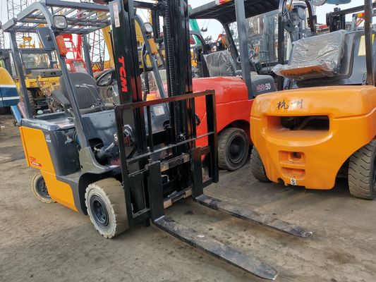 TCM FB25-7 chariot élévateur à pile électrique de 1,5 à 4,0 tonnes de capacité et largeur de fourchette de routine