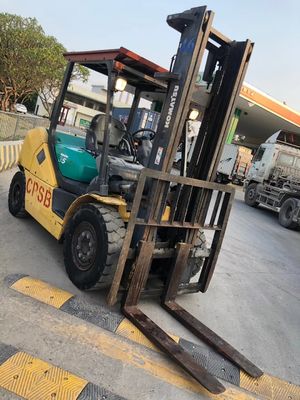 Camion élévateur japonais de 3 tonnes Komatsu FD30/FD20/FD25/FD35/FD40/FD50 avec source d'alimentation manuelle