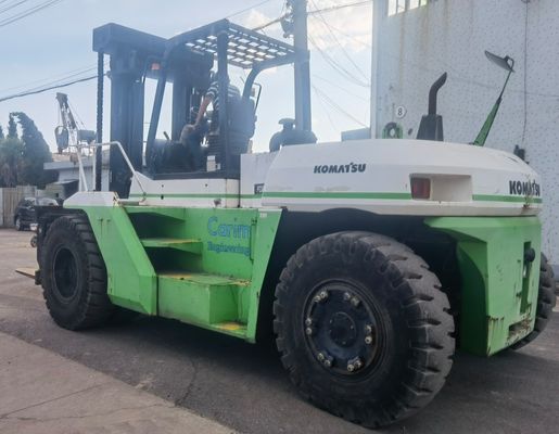 Machinette hydraulique japonaise d'origine machine komatsu utilisé chariot élévateur komatsu FD240