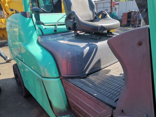 5.5 tonnes de chariot élévateur diesel MITSUBISHI de 180 mm de largeur de fourchette du Japon en bon état