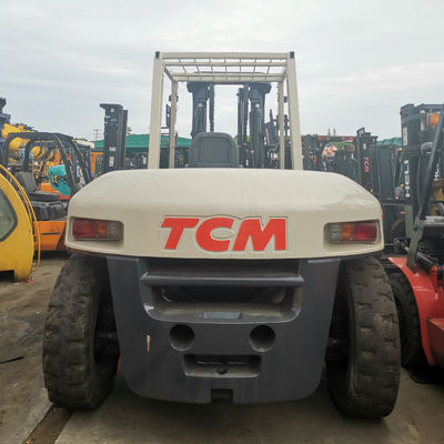 Télélivrateur de 10 tonnes de 3 m TCM FD100 utilisé avec moteur diesel et longueur de fourchette de routine