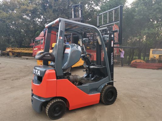 Source d'alimentation du moteur à essence utilisé 3 tonnes 5 tonnes camion élévateur mini chargeur à Shanghai