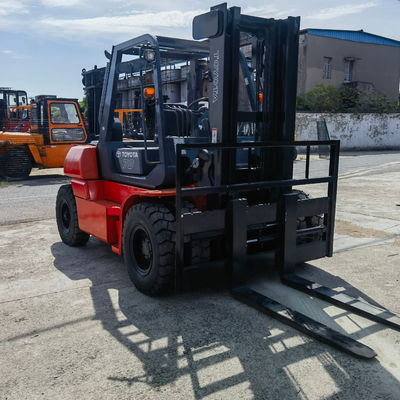 Japon Isuzu moteur Toyota 7 tonnes chariot élévateur avec positionneur de fourche et longueur de fourche de routine