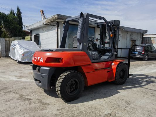 7 tonnes de chariot élévateur diesel avec certification EPA et Toyota ISUZU longueur de la fourchette de routine du moteur