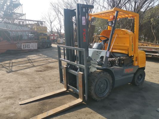 Camions élévateurs à 3 tonnes diesel fabriqués au Japon par TCM FD30 FD50 FD70 pour les ateliers de réparation de machines