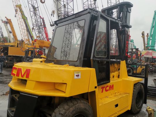 TCM FD70Z8 utilisé chariot élévateur avec dents automatiques et source d'alimentation moteur diesel à Shanghai
