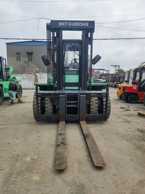 Shanghai Vente Mitsubishi FD120 chariot élévateur en bon état pour l'industrie alimentaire et des boissons