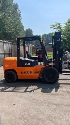 Hangcha R100 R30 chariot élévateur diesel 5000 kg pour les opérations d'entrepôt dans les magasins de vêtements