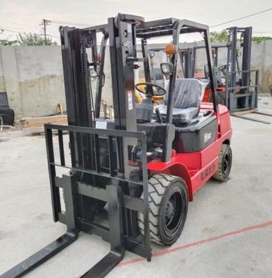Des performances fiables Hangcha H30 3 tonnes chariot élévateur pour les ateliers de réparation de machines