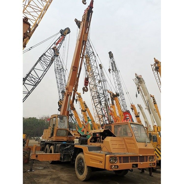 Hauteur de levage max. 42m Japon de seconde main utilisée 20 tonnes 25 tonnes 40 tonnes camion montée grue