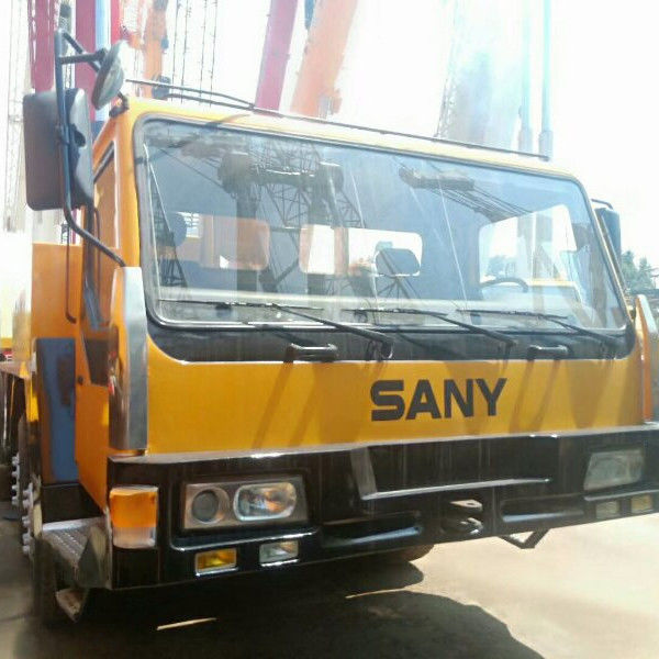 Crane de camion SANY d'occasion de 55 tonnes avec vanne hydraulique d'origine en bon état de fonctionnement