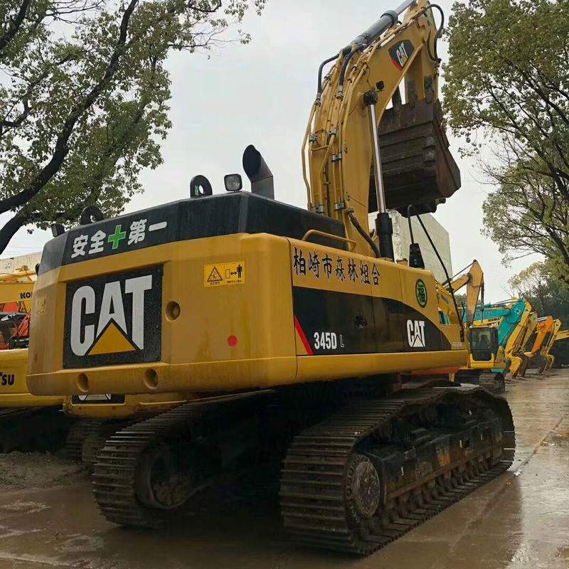 Excavateur CAT 345D d'occasion avec cylindre hydraulique d'origine et 2001-4000 heures de travail