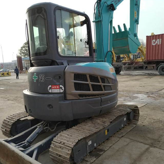 Charge de levage maximale 5,5 tonnes Kobelco SK55 Excavateur d'occasion 95% pour KOBELCO en bon état