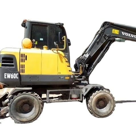 Excavateur à roues Volvo EW60 d'occasion en bon état et d'une autre capacité de seau