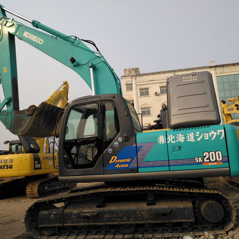 Capacité de chargement nominale de 3 tonnes Kobelco SK200 Excavatrice abordable 20 TON Excavatrice d'occasion