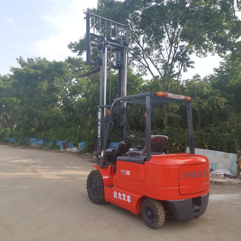 Chariot élévateur à moteur alternatif HELI 3 tonnes CPD30 1t 2t 3 tonnes pour les travaux de construction