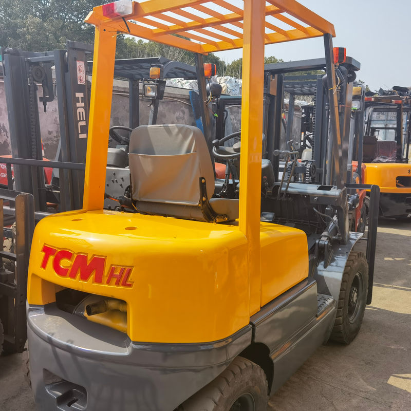 TCM FD20 T5 chariot élévateur de 3 tonnes pour multi-fonctions largeur de fourchette de routine en état d'utilisation