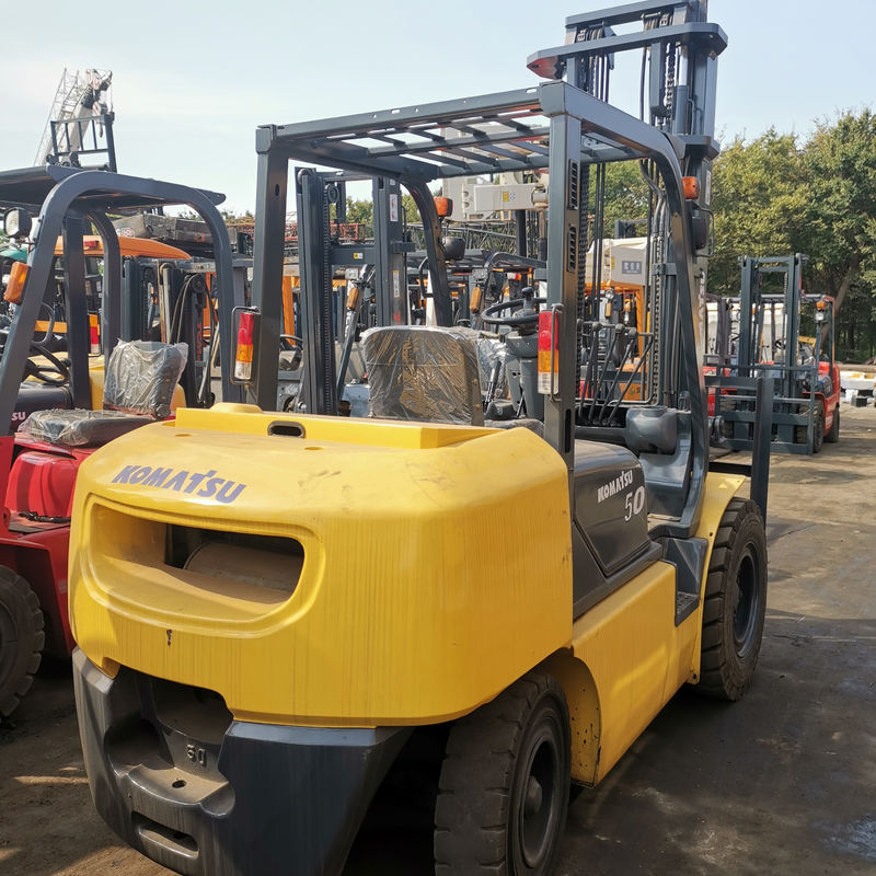 Largeur de fourchette 1200 mm Komatsu FD50 5T chariot élévateur d'occasion 5T Japon