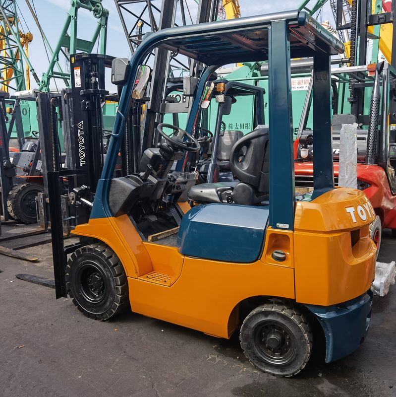 1500 kg Toyota 7FD15 1,5 tonne chariot élévateur à fourche avec décalage latéral